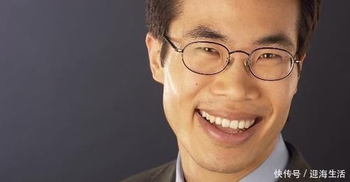 强身健体|男人长时间坚持做俯卧撑,会收获什么好处,答案让人感到意外