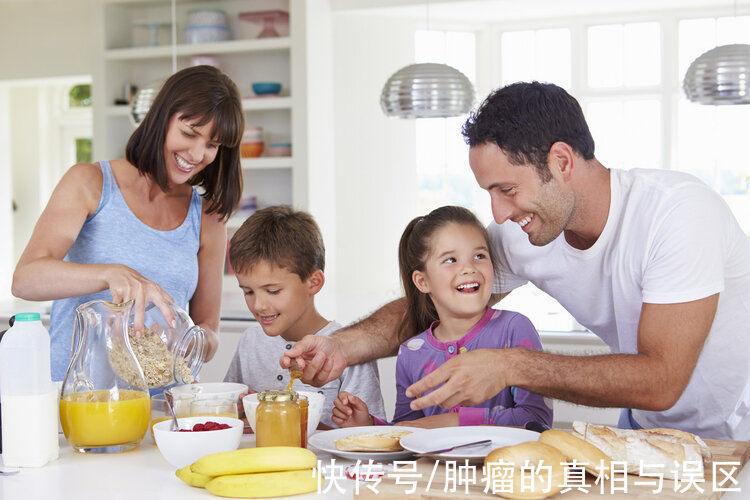 垃圾食品|油条含有致癌物,常吃会得癌症?钟南山推荐:5种食物适合做早餐