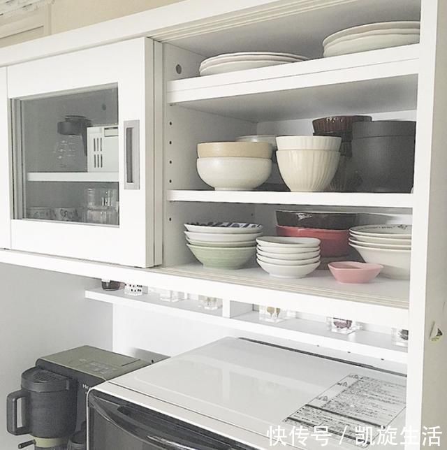 水槽处|别看日本厨房不大,用起来却十分顺手,仔细观察才发现其精髓