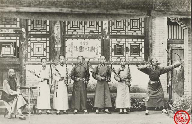 当街|清末老照片:慈禧太后在颐和园赏雪,八国联军当街欺辱妇女