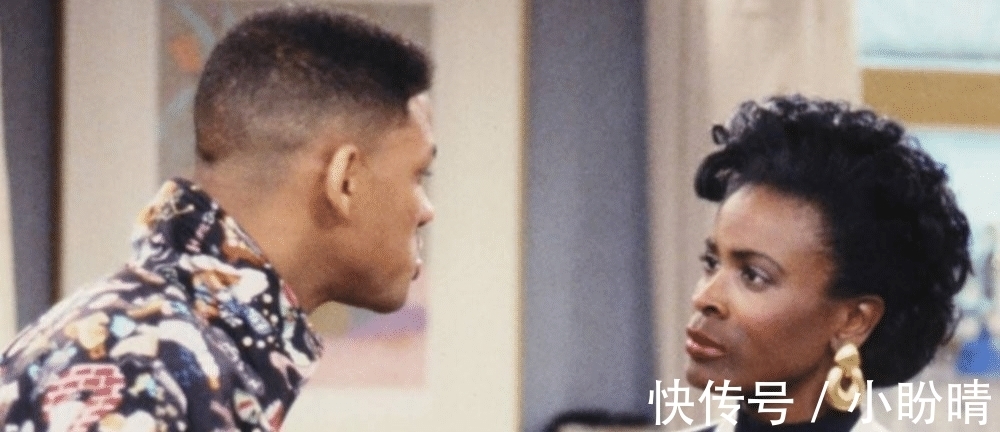 電視里是好朋友 現實生活中互相憎恨著 這證明了表演的力量