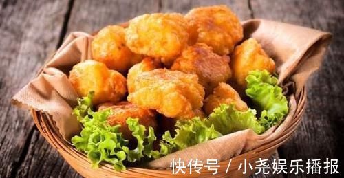 用这菜炸素丸子,外酥里嫩,香软筋道,鲜香味美,比萝卜丸子好吃