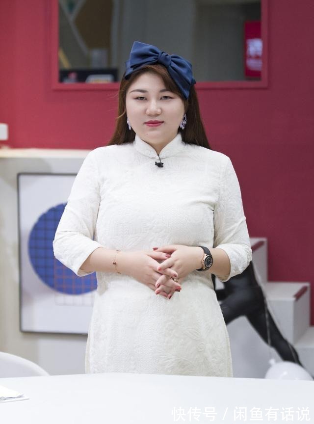 傅首尔|胖女人不适合穿旗袍?看杨天真就知道,150斤照样穿得优雅贵气