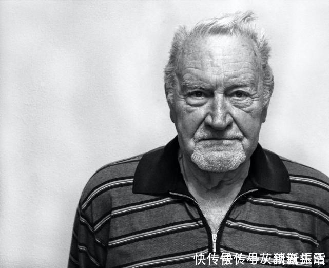 老年痴呆症的“祸根”被爆出,大多数老人戒不了口,子女尽早劝阻