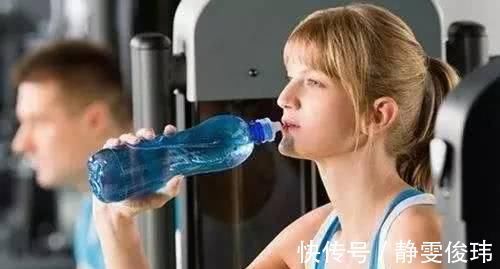 改善睡眠|中国约有3亿人失眠？晚餐5种食物是“祸根”，饭桌上常有！