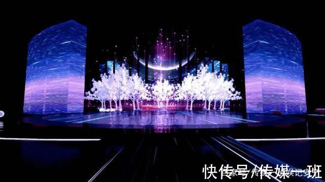 花絮|央視中秋晚會后臺花絮:撒貝寧耍寶搶鏡頭，蕭敬騰一來西昌就下雨