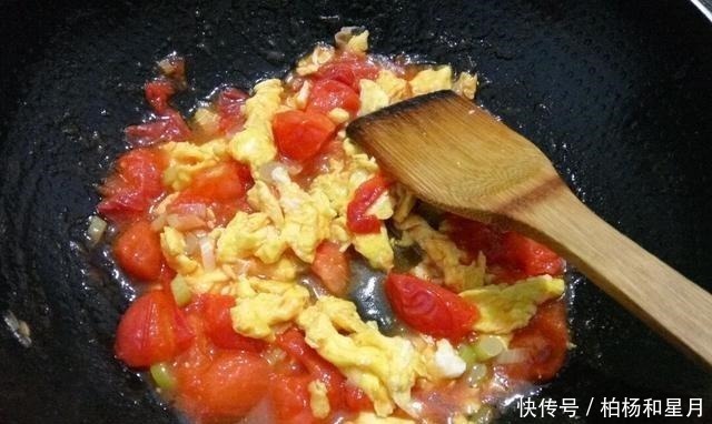 西红柿|西红柿炒鸡蛋，大多数人缺少重要的一步，老师傅教你正确的方法