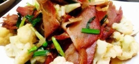  美食优选：清炒茄丝，腊肉炒花菜，蒜香排骨，鸡丁米线的做法