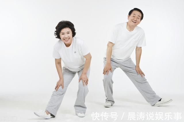 老人|68岁老人,身体却比50岁还健康,学学他的养生方法,不花钱也长寿