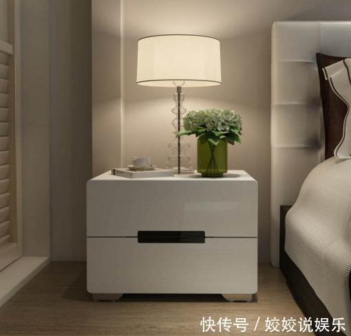 卧室|床头柜该如何设计5种形式的床头柜装修,让卧室实用又温馨