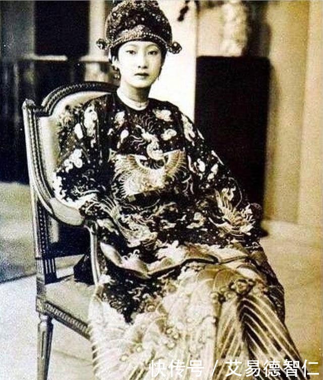 皇后|老照片:越南末代皇后 珍贵老照片,颜值胜过中国皇妃