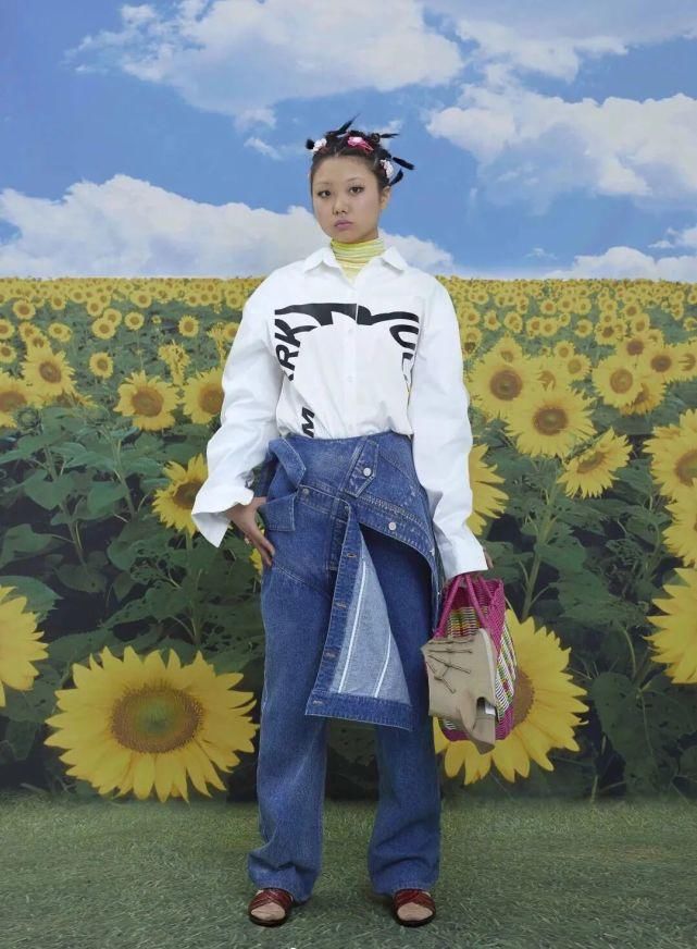 吊威亚在山里走秀 极致的 土味时尚 土酷风 土酷土酷 不 土 何来酷 全网搜