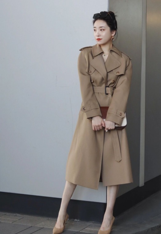 穿搭|换季别着急,一件风衣就搞定了,看博主真人示范,时髦还显高!