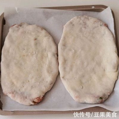 「手抓饼版」鲜肉榨菜锅盔