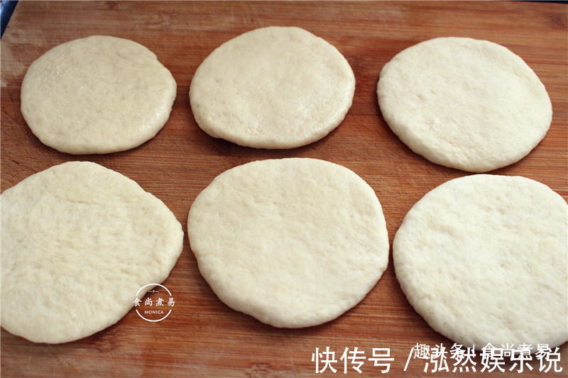 发面饼新做法，低糖又简单，暄软蓬松有嚼劲，比面包还好吃