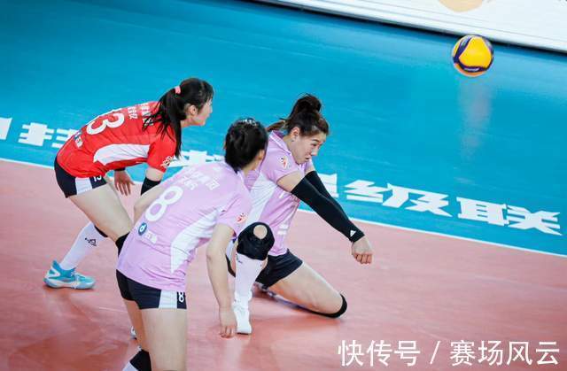 陳佩妍|四局大戰(zhàn)7人得分上雙！17歲小將砍下20分立功，鄭益昕迎來(lái)2幫手