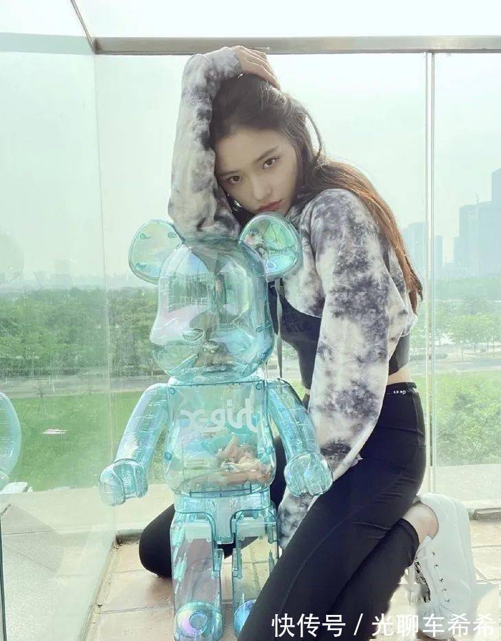 北京大降温,本卫衣爱好者狂喜!|下周穿什么 | jenner