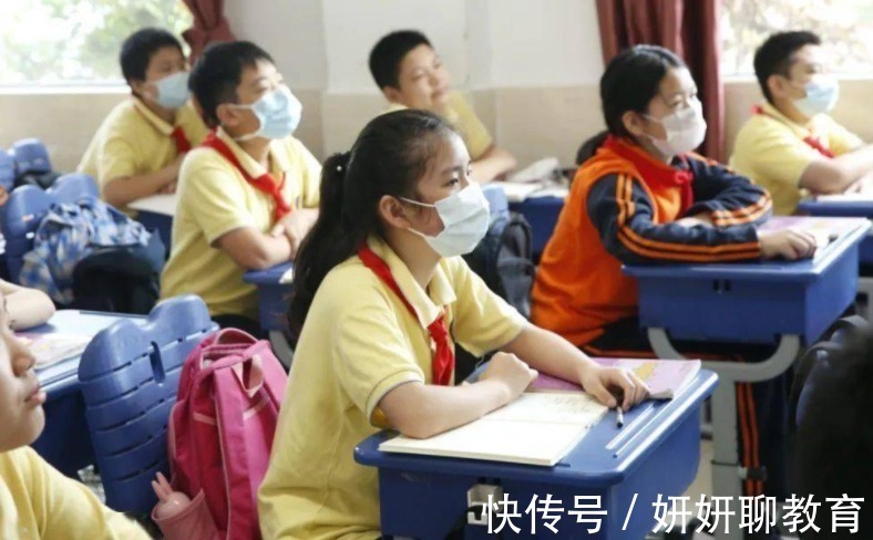 学生们#小说情节太“离谱”,读者看后笑出了声,连问作者初中毕业了吗