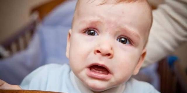 儿科医生|宝宝“黄昏闹”是正常现象吗?跟着儿科医生学习,解决黄昏焦虑感