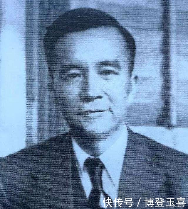 民国时他身怀巨款,不买房却爱收藏古币?最终全部捐给国家