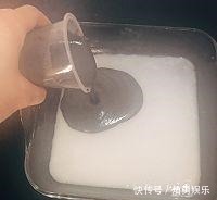 椰汁|黑芝麻椰汁千层糕的做法