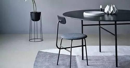 自流平材料|头次见有人装修不铺瓷砖地板,他们都用这种材料代替,超聪明的