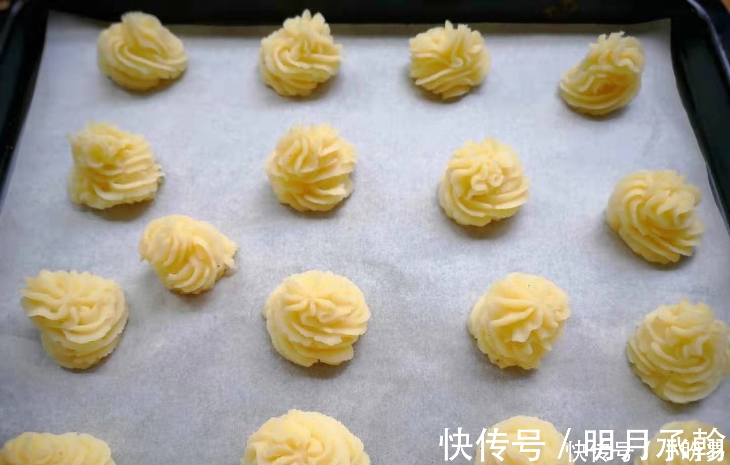 小面姨|一个土豆，一个鸡蛋，做出的小吃，不油炸，外酥里嫩，孩子最爱！