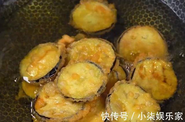 茄子不要再红烧了,教你独特新吃法,外酥里嫩,一口一个特别过瘾
