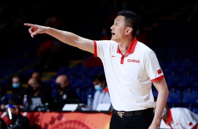 阿联|广东男篮好消息!易建联复出,剑指总冠军