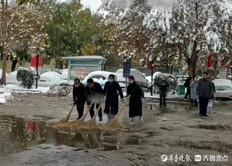 医学技术|全员奋战！宁津县人民医院扫雪除冰大作战