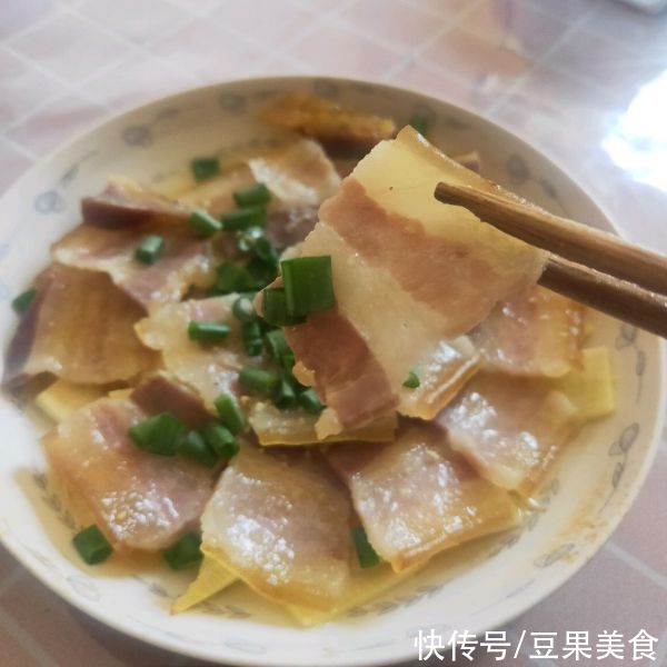 没有人可以逃得过咸肉蒸冬笋的美食诱惑