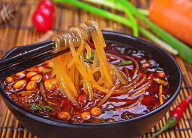  自制|在家自制酸辣粉，简单方便，安全放心无添加，味道不比外面差