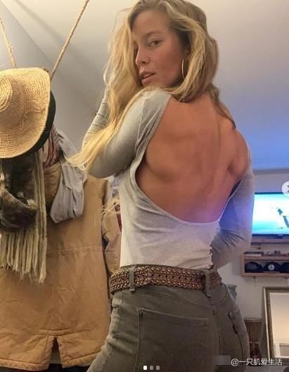 usher|她是喜欢吃烧烤的健美运动员,身材保持得太好了,一点也不胖