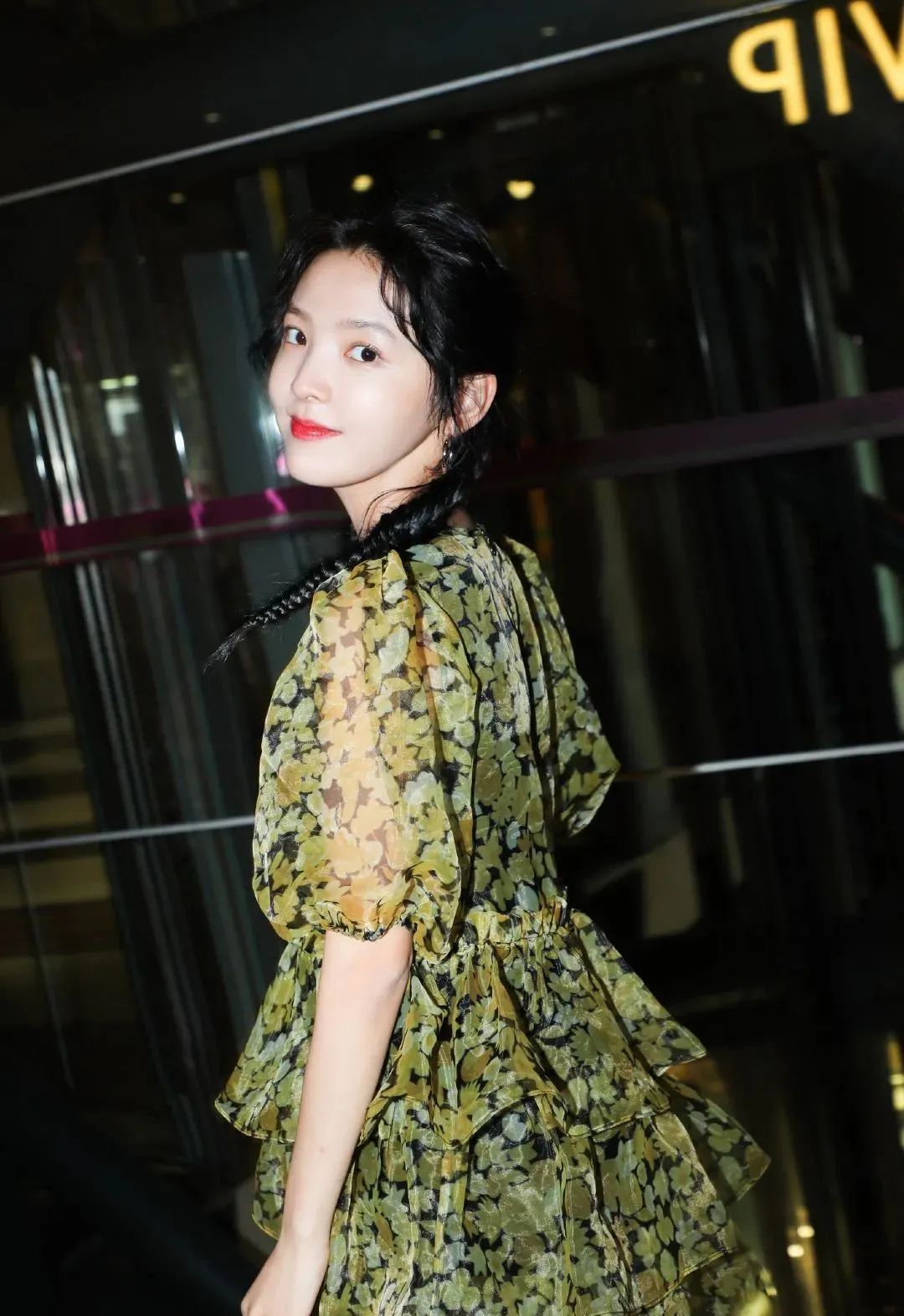 穿搭|绿色竟然这么好看！显白又减龄，必须来一件