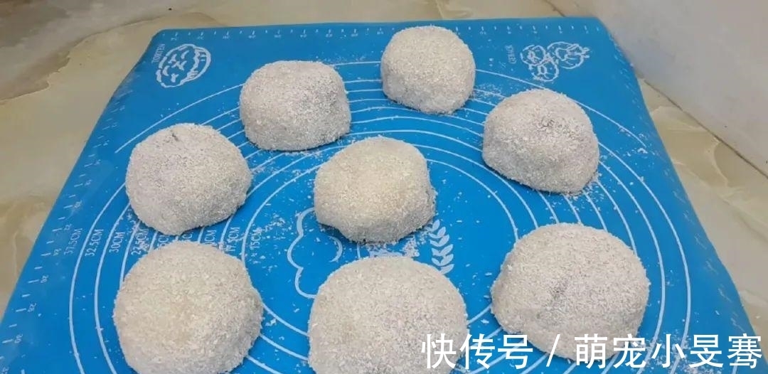 面团|糯米粉这样做才简单,加半碗红豆,软糯又香甜,比吃蛋糕还舒服