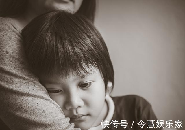 小李|“宁可生没出息的儿子,也不要有出息的女儿”这位爸爸的话很现实