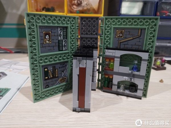 斯普劳特|老杨的玩具仓库 篇六十五：LEGO 哈利波特霍格沃兹魔法学院 2021新品 教室魔法书系列