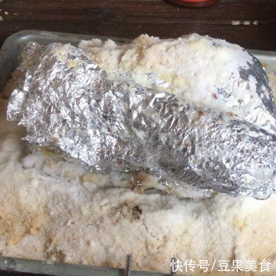 常吃|最常吃的家常菜，还属#夏日开胃餐#特色盐焗鸡最诱人
