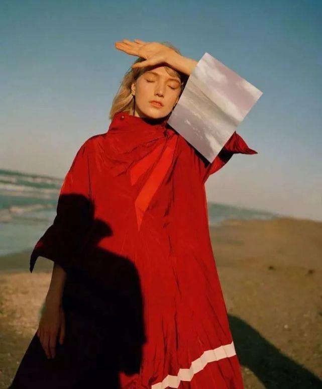 2021秋冬最流行的色彩搭配