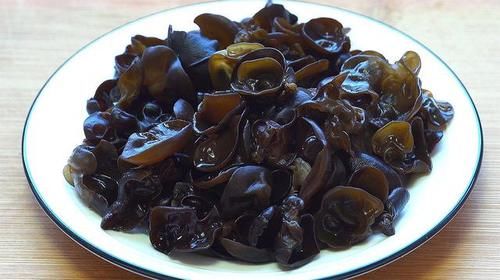 陈女士|34岁女子血糖从11.9降到5.7，医生：常吃3种食物，或对胰岛有好处