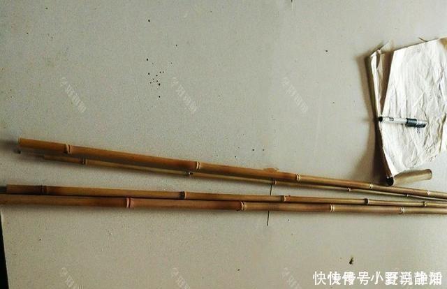 农村小伙用废旧物品,改钓具钓鱼,渔具店老板佩服得五体投地