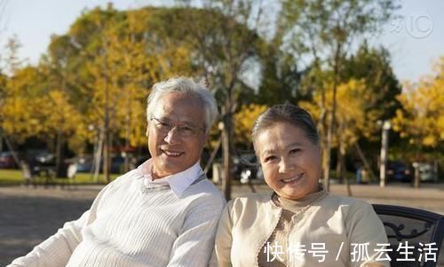 人体|三个动作，有助人体健康长寿，坚持每天都做，寿比南山不老松