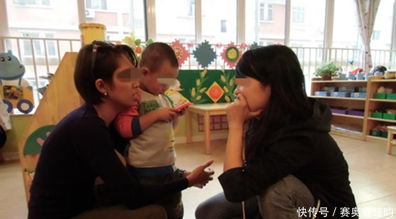 家庭教育|放学爸爸接还是妈妈接,直接看出孩子家庭教育情况,准确率很高