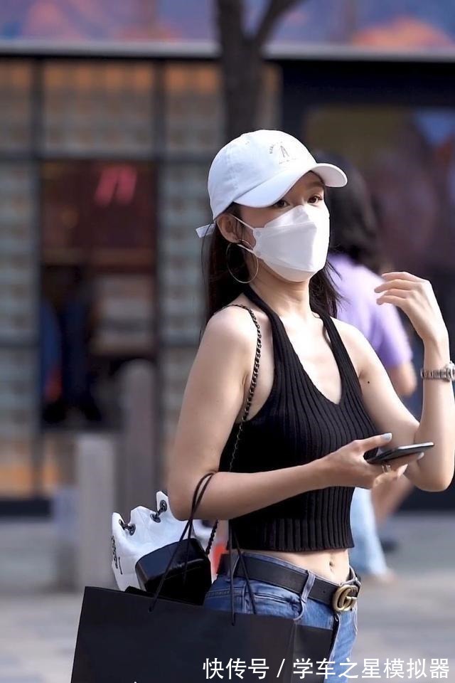 打底裤 格纹圆领上衣搭配打底裤,掌握搭配基础,穿出优雅和高贵!