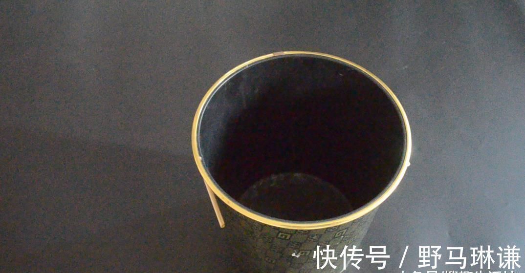 烦恼|垃圾桶上放一根筷子, 解决了很多家庭困扰的烦恼, 看完赶紧去试试