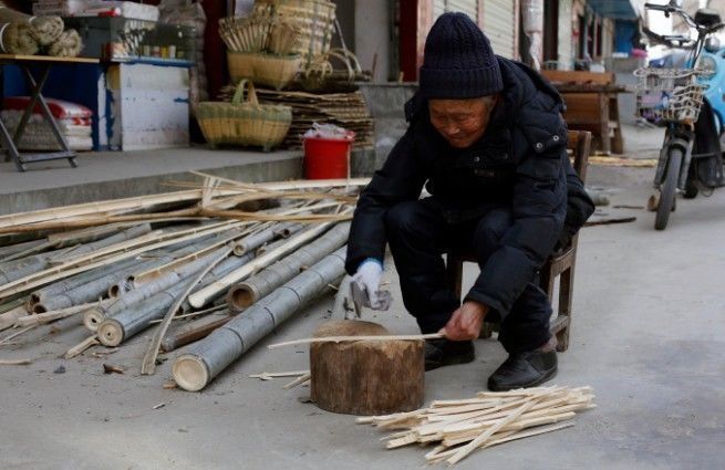 老人三天吃一斤冰糖，102歲還能劈柴，其中到底有何“奧秘”？