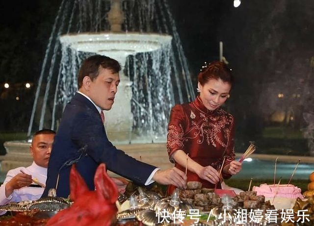 华裔王后|华裔王后苏提达晒旗袍漫画太美了!太有东方韵味,诗妮娜东施效颦