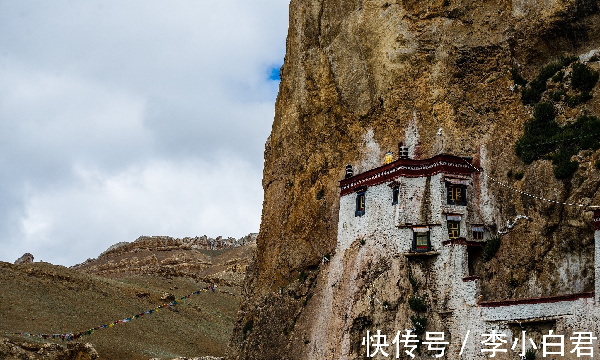 水势@韩愈七言古诗一首,此诗气势遒劲,风格壮美,对后世影响深远