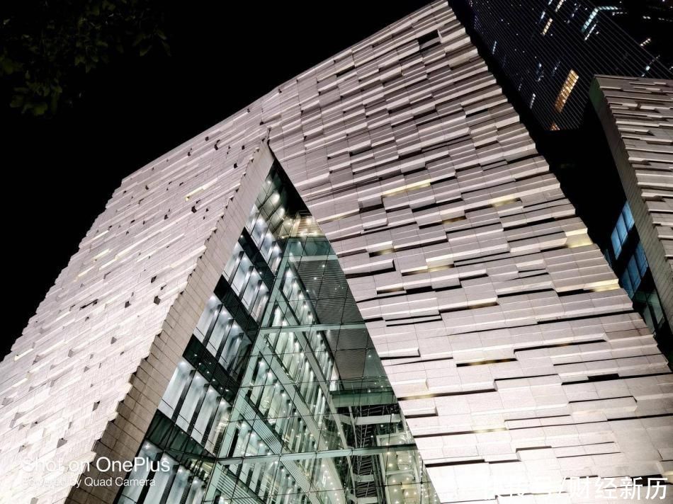 高度|快、美、稳,一加8T玩出稳定体验新高度