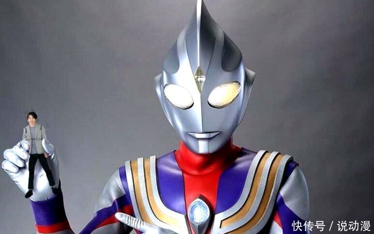 《特利迦奥特曼》暗藏玄机，可能会揭开光之国王室的谜团！